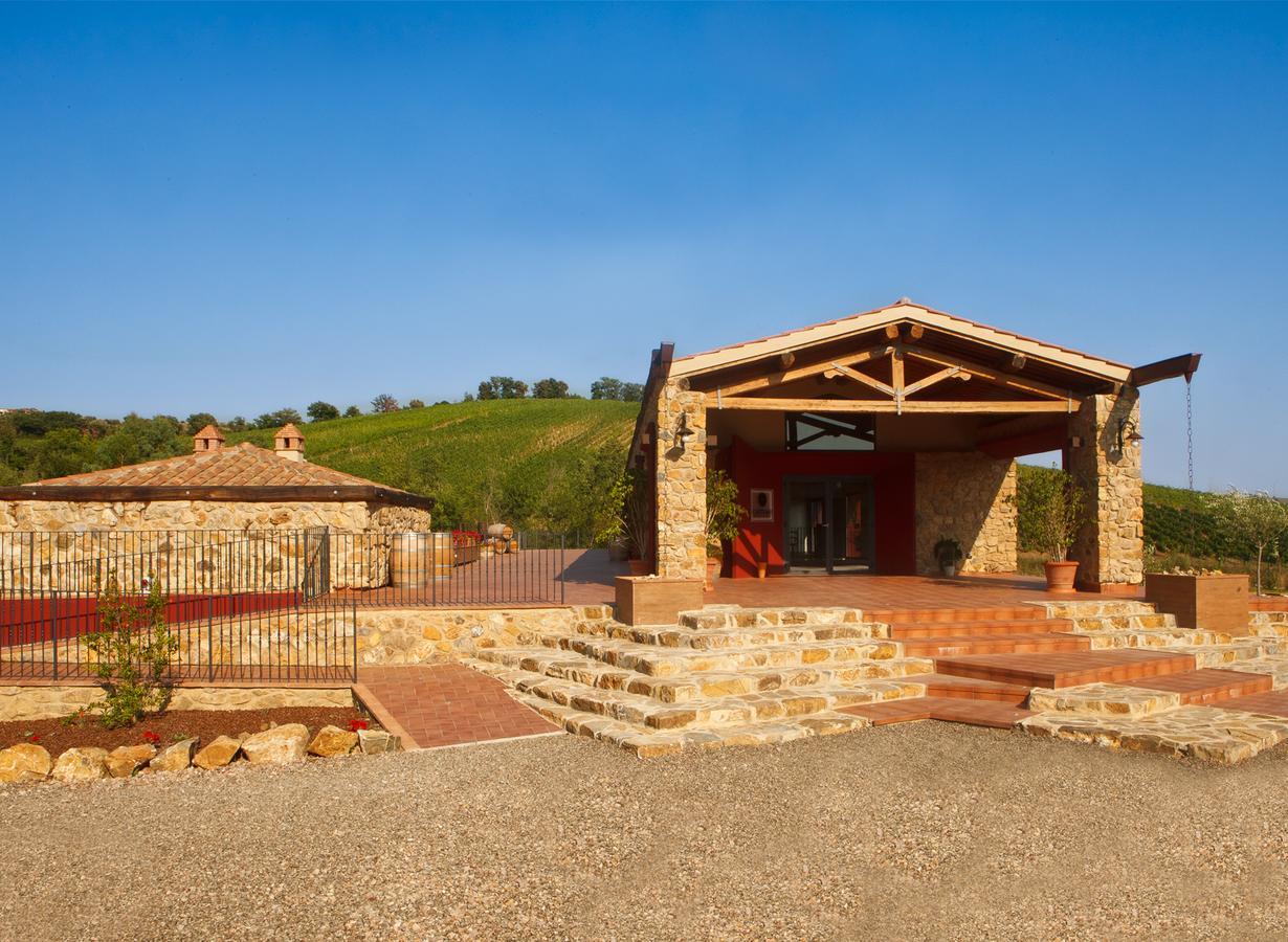 Agriturismo & Cantina Tenuta Casteani Ribolla 外观 照片
